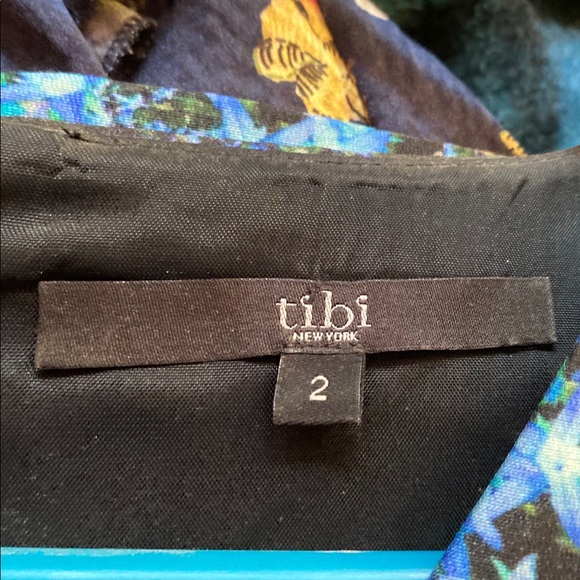 Exquisite Tibi silk top size 2 perfect condition - Picture 4 of 8